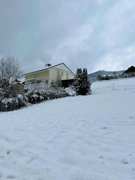 Tanjas Gemuetliches Haus Am Mondsee Innerschwand Extérieur photo